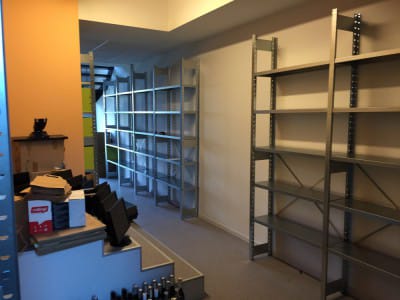 Levering av galvaniserte hyller, montering - Mogo 2